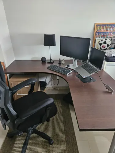 Mesa de Escritório em L