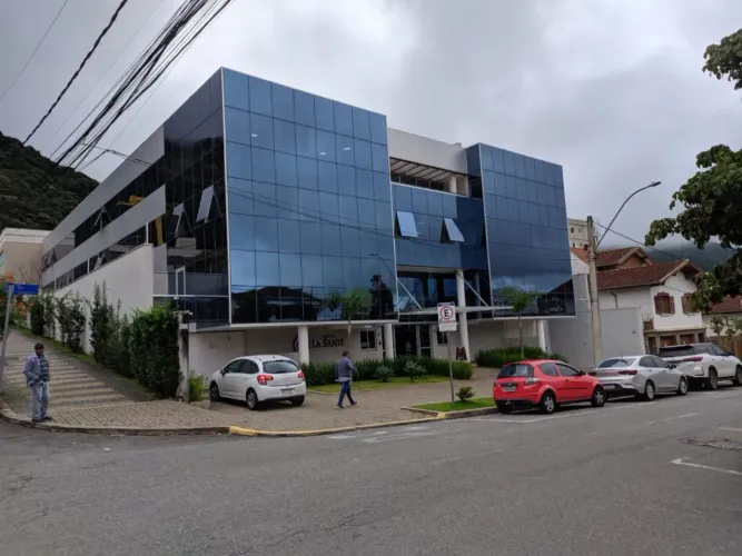 Sala comercial à venda no centro de Poços de Caldas