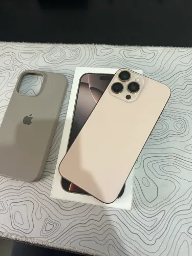 IPHONE 16 PRO MAX - 256GB 