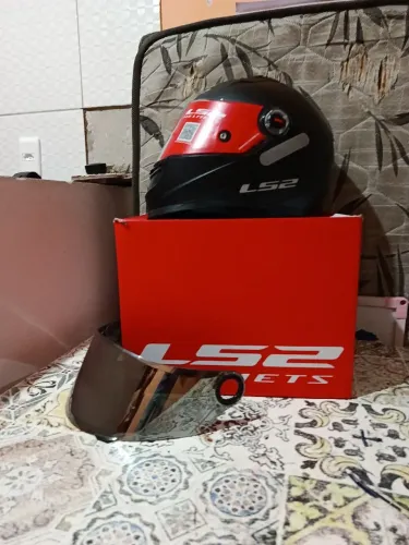 Capacete ls2