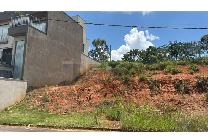 Terreno de 235m² Parque Residecial Vitoria , capitolio MG
