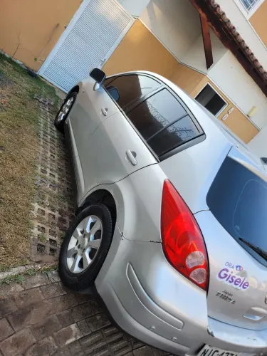Nissan Tiida S 1.8/1.8 Flex 16V Mec. 2009