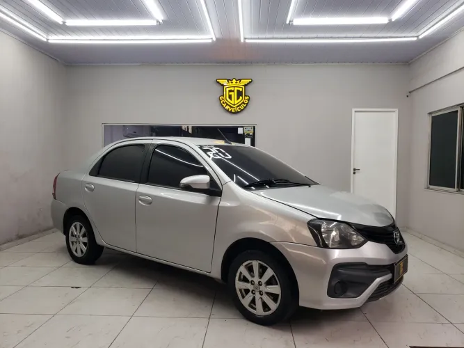 Toyota Etios X Plus Sedan 1.5 Flex 16V 4P Aut. 2020