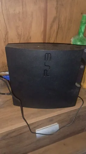 Troco Ps3 slim desbloqueado por um ps4