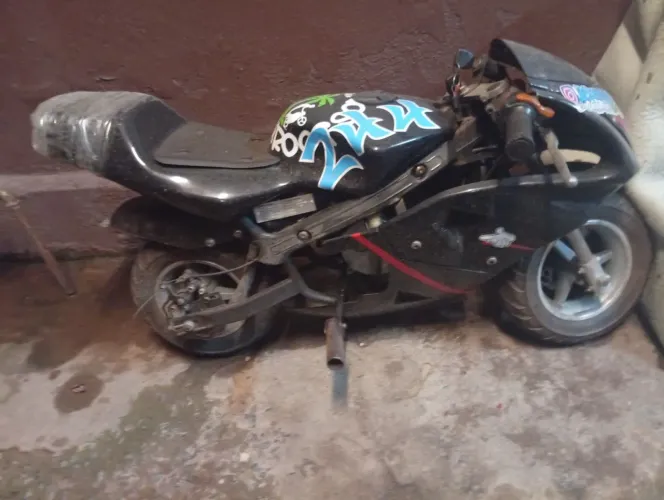 Troco mini moto e um frigobar em caixa bombox