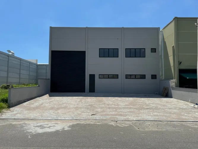 Terreno à venda no Loteamento Industrial LUMIS