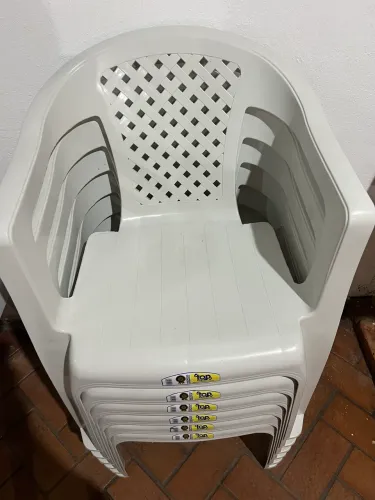 Conjunto mesa com 4 cadeiras