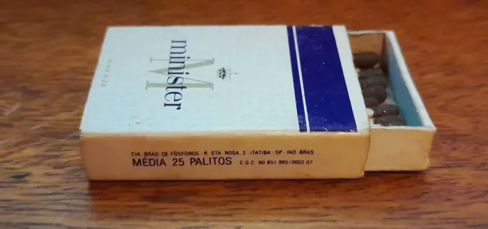 Miniatura caixa fósforos Minister 