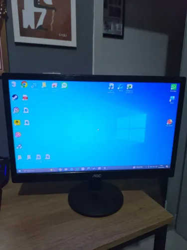 Monitor AOC - 18.5 polegadas - acompanha cabos 