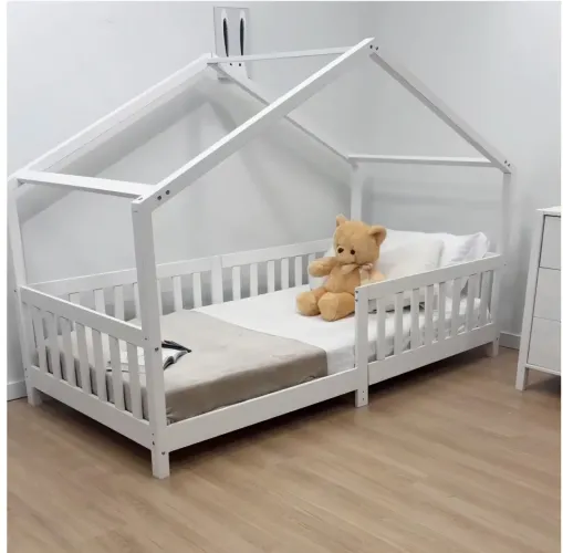 Cama Montessoriana Casinha (Madeira Maciça)