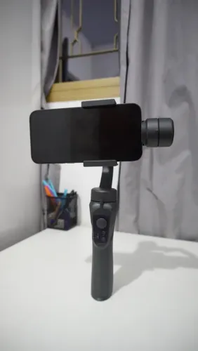 GIMBAL COM ESTABILIZADOR DE 3 EIXOS