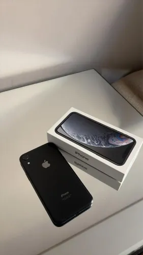 iPhone XR Preto
