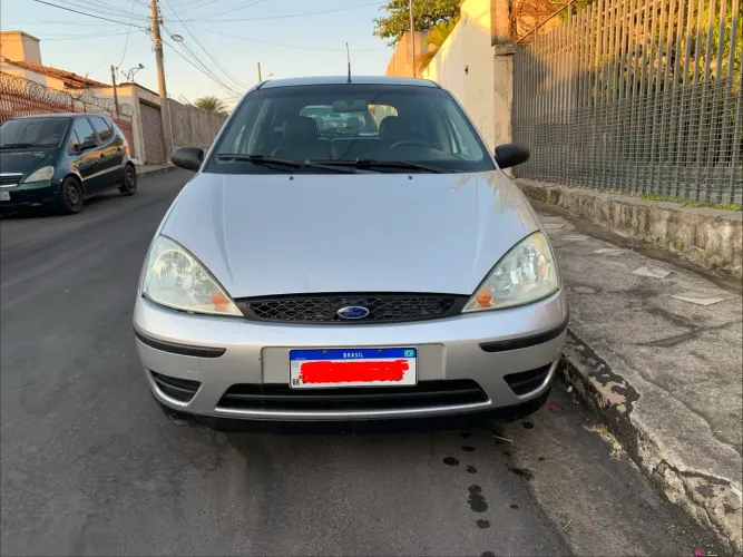 Ford Focus 1.6 S/se/se Plus Flex 8v/16v 5P 2009