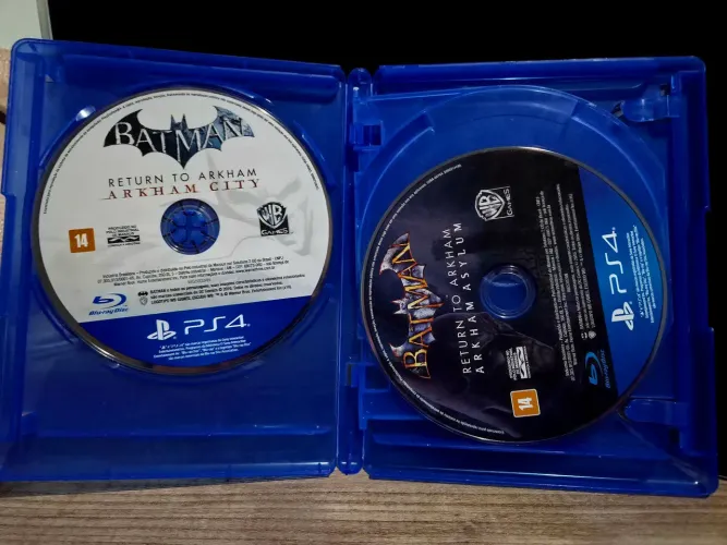 Jogo PS4 Batman Return to Arkham Arkham Asylum e Arkham City