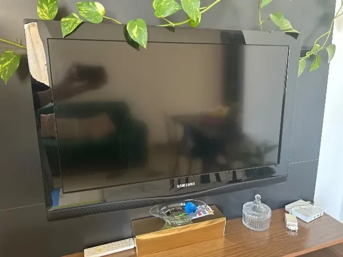 TV Samsung LCD 32 polegadas