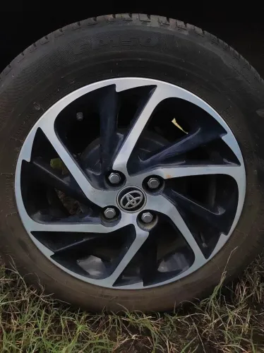 JOGO DE RODAS TOYOTA ARO 15