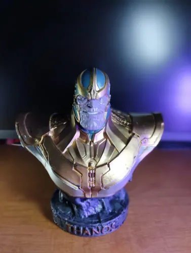 Busto Thanos