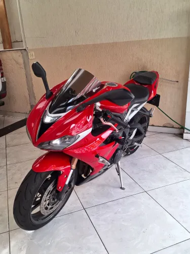 Daytona 675i