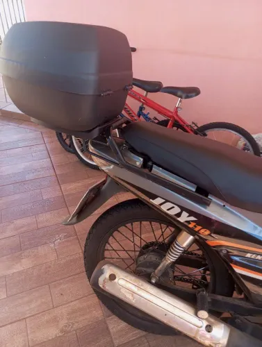 Vendo moto Kenton Py