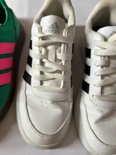 Tênis adidas 35
