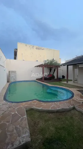 Sobrado Alto Padrão à Venda no Parque Anhanguera  Goiânia | 4 Quartos | 330 m² | Lote 515 
