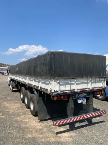 Carreta Graneleira