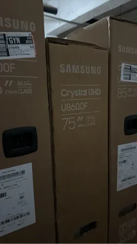 Tv Samsung 75 U8600F nova lacrada