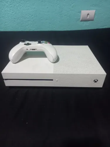 Vendo Xbox one s