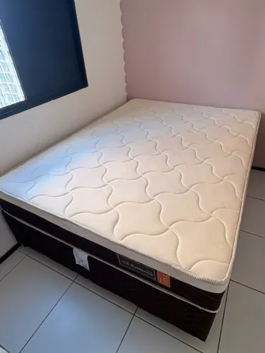 Cama com Colchão Eurosono Evidence Plus - Oportunidade!