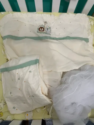 Kit berço tema Safari menino novo nuca usado