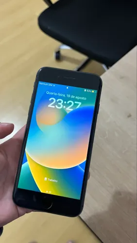 iPhone 8 64GB usado