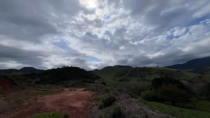 Lugar de Beleza Encantadora! na Mantiqueira! Chácara de 17.000m² Estrada do Retio Itajubá
