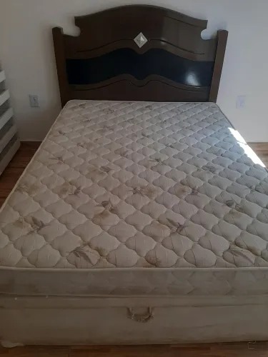 Cama Box bau casal com cabeceira , sem colchão