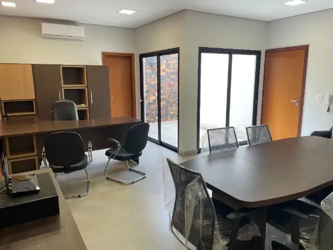 Mesa de reunião, escrivaniha ( em L e de marcenaria)  e cadeiras