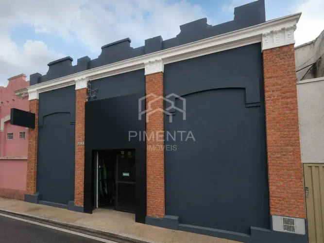 COMODO COMERCIAL Excelente Localização para venda em Franca - SP