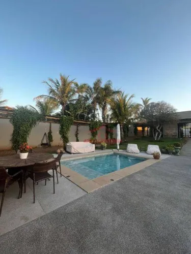 Casa com 4 dormitórios à venda, no Recanto dos Nobres