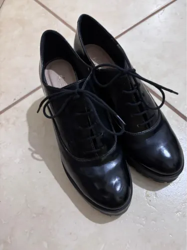 Bota AREZZO
