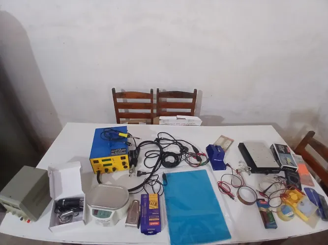Vendo material completo pra manutenção de celulares