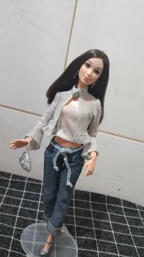 Barbie Fashion Fever Kira