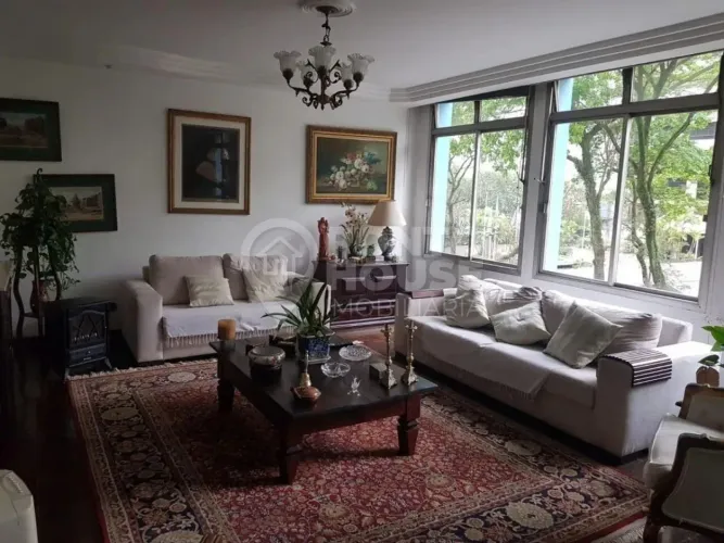 Apartamento à venda na Bela Vista com 170 m², 3 dormitórios, 1 vaga