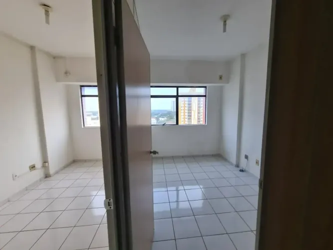 Centro comercial para aluguel com 54 m² na Avenida do CPA em Cuiabá - MT