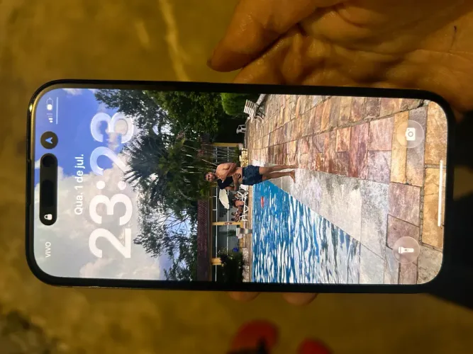 iPhone 15 sem marcas de uso funcionando total