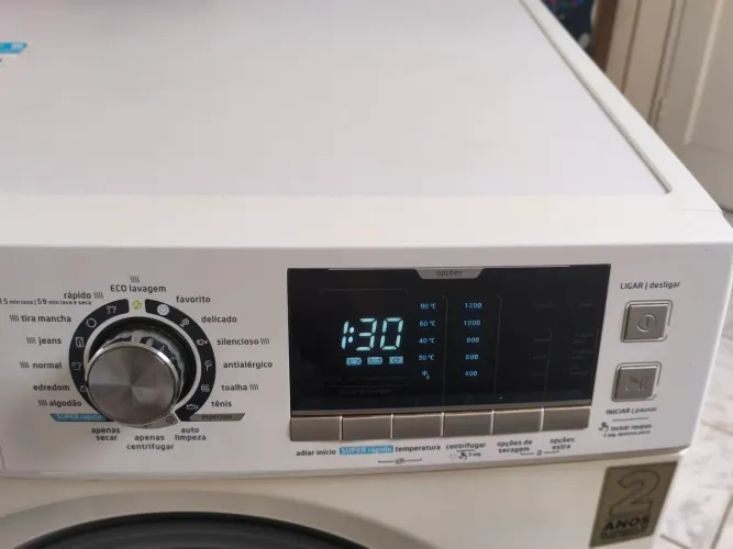 Máquina de lava e seca 13 kg