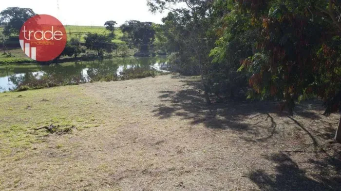 Terreno Beira Lago à Venda no Bairro Quinta da Boa Vista em Ribeirão Preto. Ao lado do Con