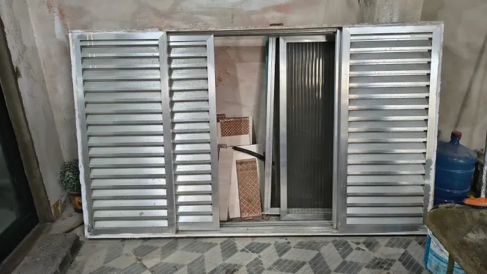 Janela de 6 folha 2 metros por 1,20