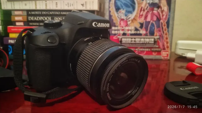 Camera CANON EOS REBEL T-100 + Lente Kit