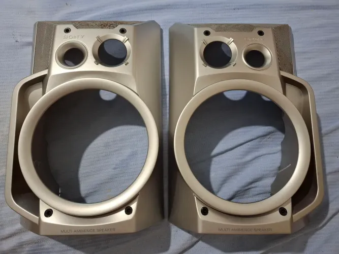 PAR DE GRADES FRONTAL SONY DOS CAIXAS GRX800 :)