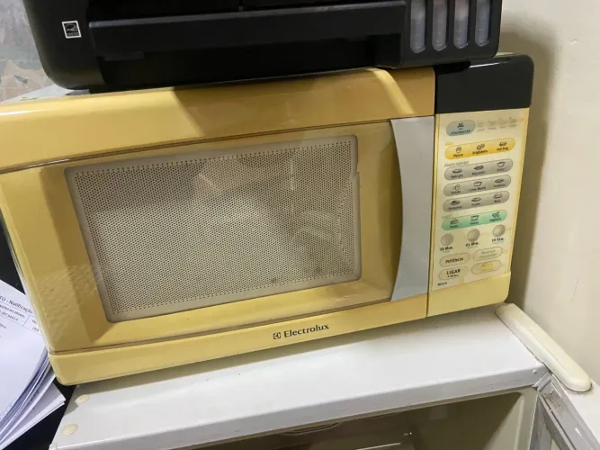 Forno de micro-ondas Electrolux