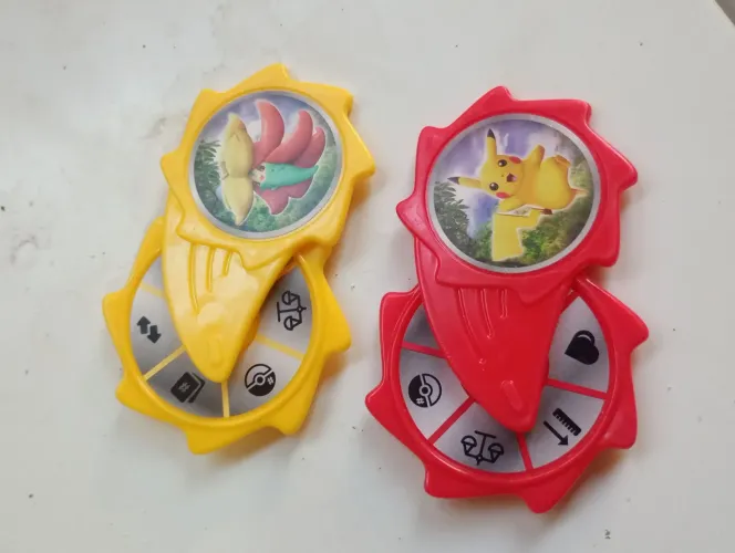 Kit 2 Brinquedo pokémon McDonald's original