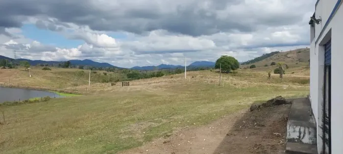 FAZENDA DE PECUÁRIA EM JUSSARI